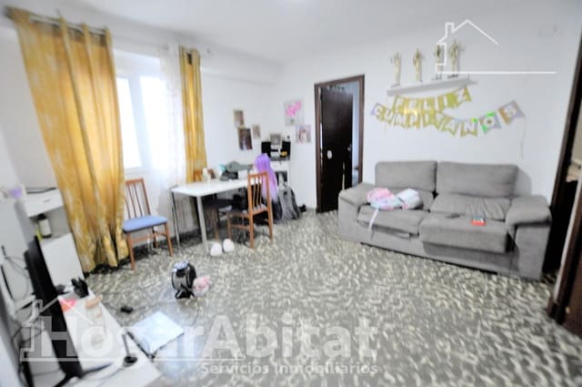 3 bedroom Flat for sale in Xirivella - € 105,000 (Ref: 9527750)