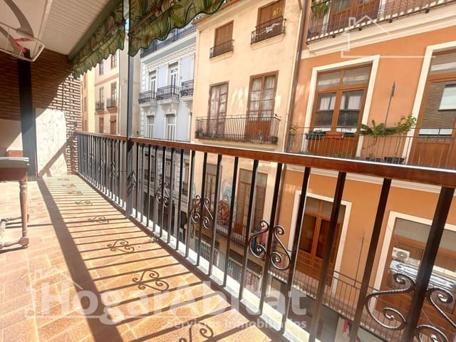 4 slaapkamer Flat te koop in Ciutat Vella, Valencia stad - € 450.000 (Ref: 9527753)