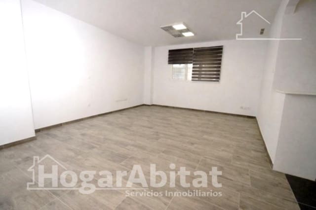 4 bedroom Flat for sale in Paiporta with garage - € 235,000 (Ref: 9527754)