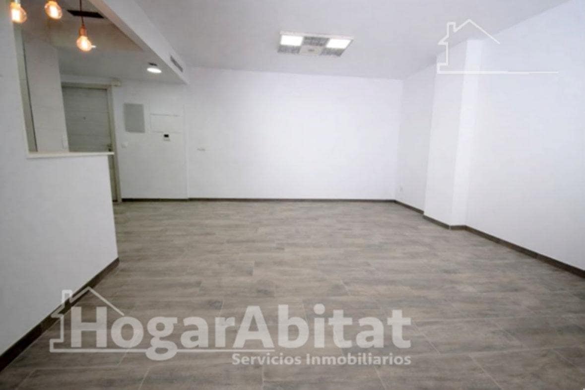 4 bedroom Flat for sale in Paiporta with garage - € 235,000 (Ref: 9527754)