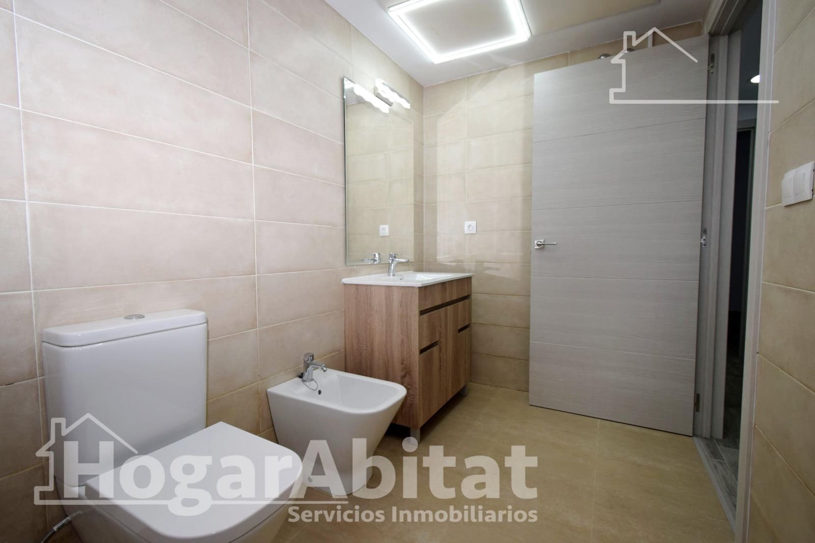 4 bedroom Flat for sale in Paiporta with garage - € 235,000 (Ref: 9527754)