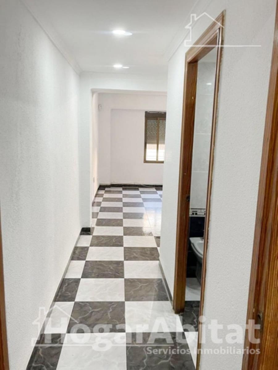 3 soveværelse Lejlighed til salg i Castello de la Plana - € 95.000 (Ref: 9527760)