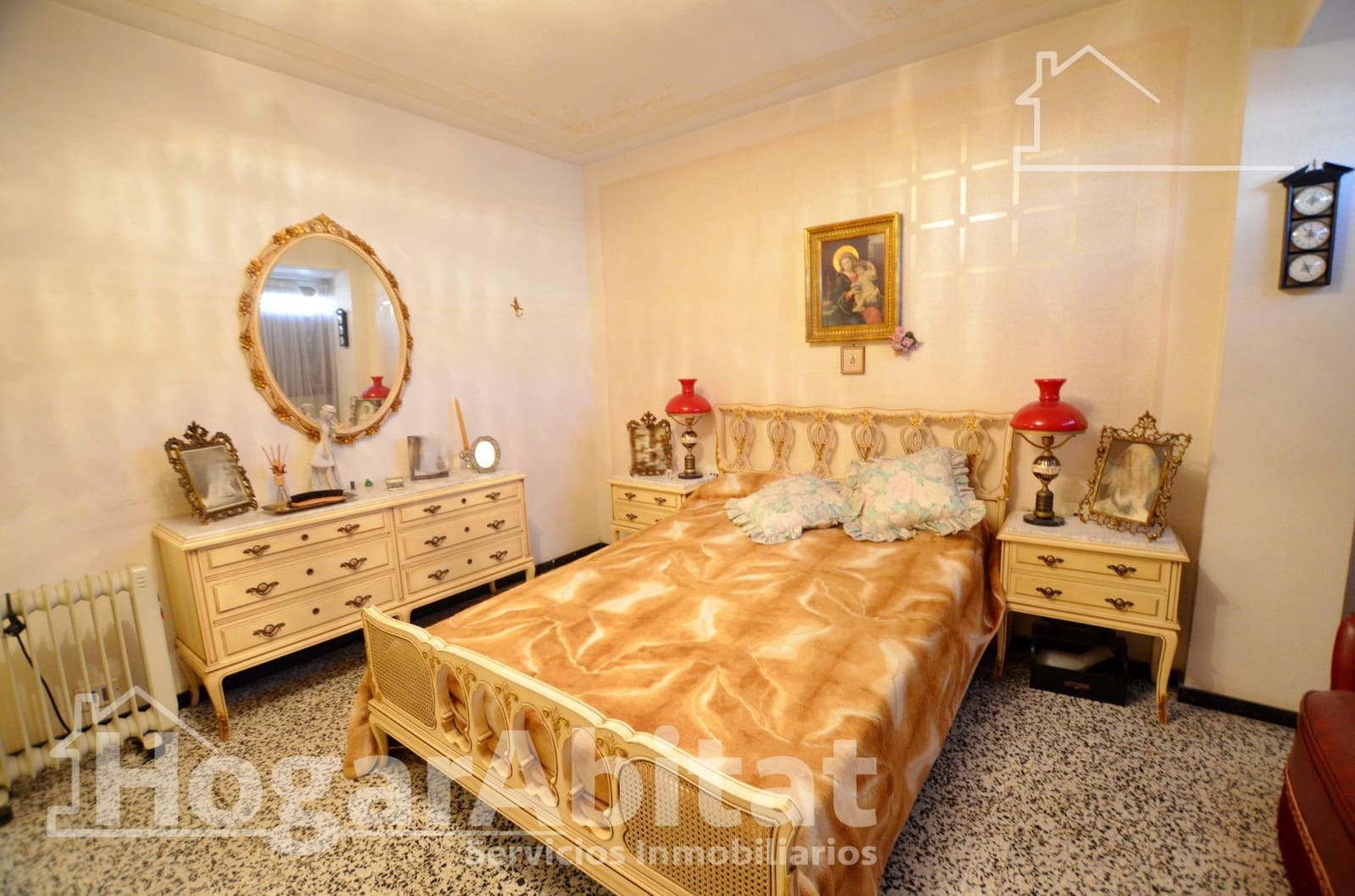 6 bedroom Flat for sale in Alicante / Alacant city - € 550,000 (Ref: 9527763)