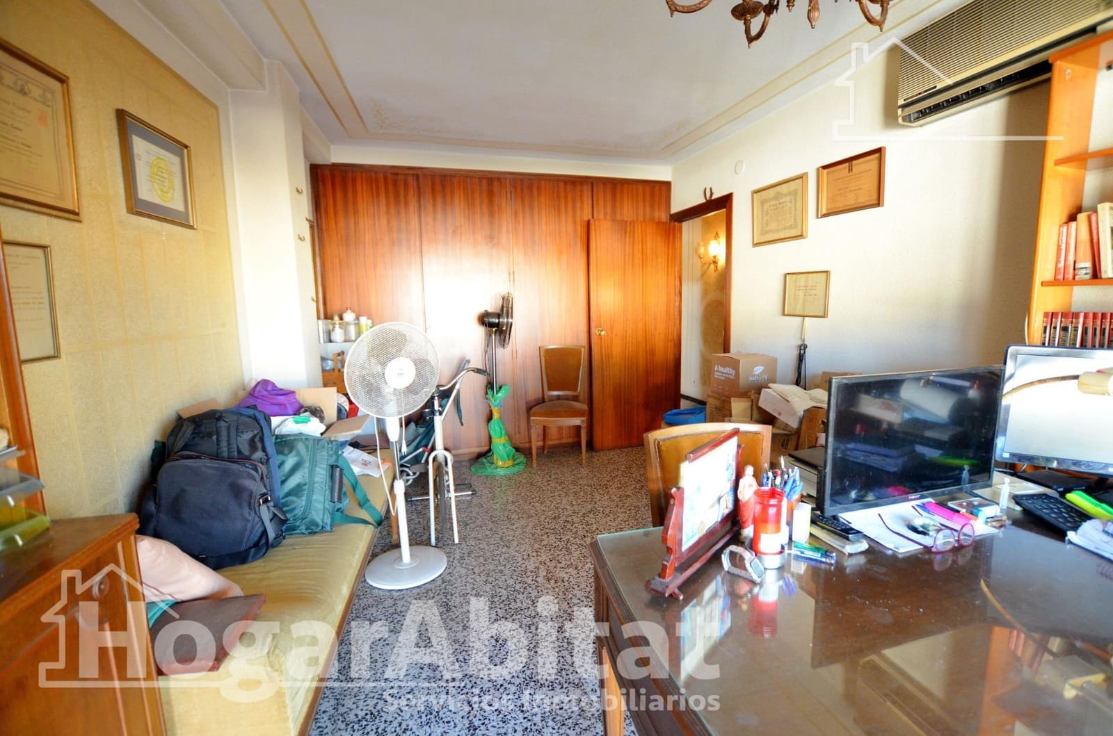 6 bedroom Flat for sale in Alicante / Alacant city - € 550,000 (Ref: 9527763)