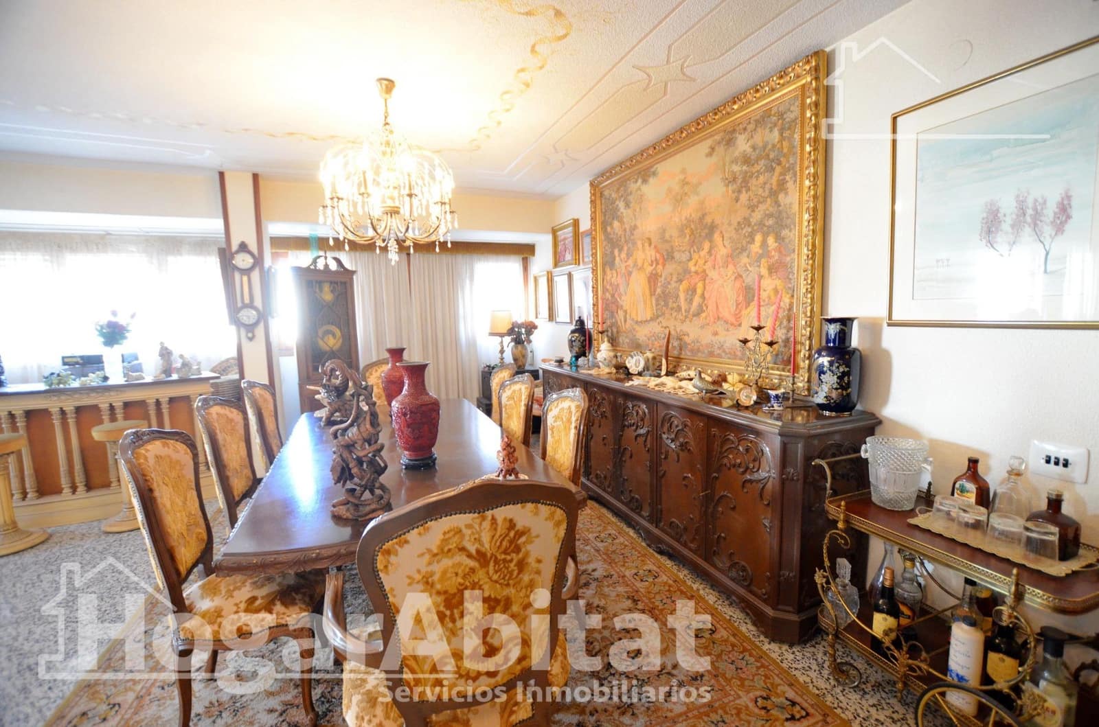 6 bedroom Flat for sale in Alicante / Alacant city - € 550,000 (Ref: 9527763)