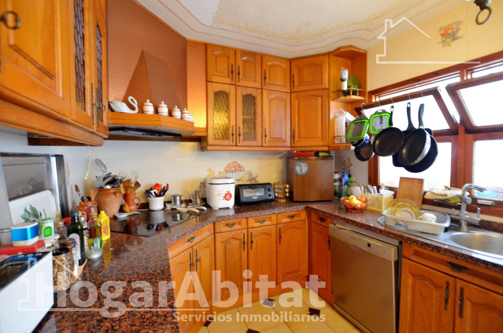 6 bedroom Flat for sale in Alicante / Alacant city - € 550,000 (Ref: 9527763)
