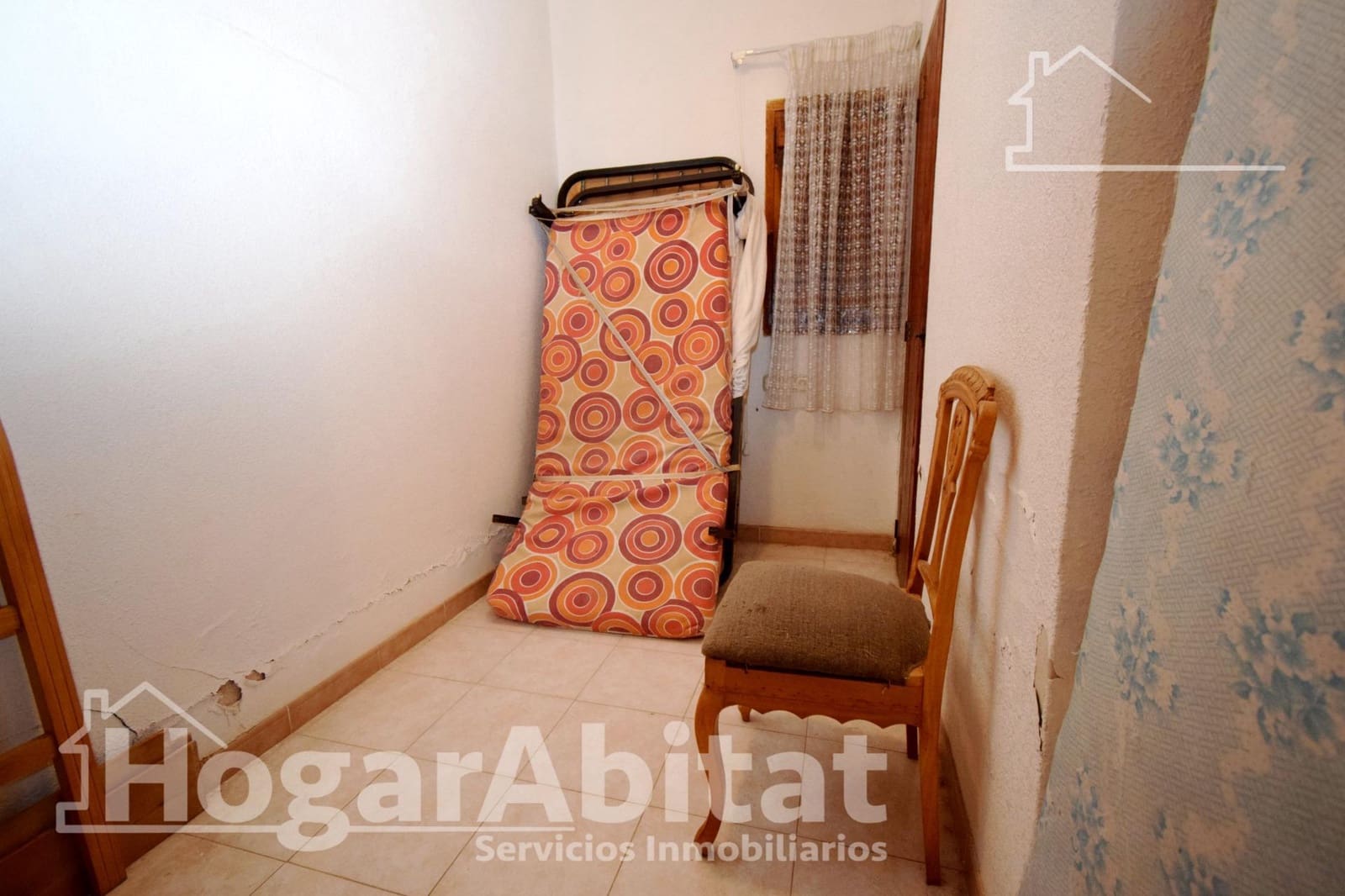 5 soveværelse Byhus til salg i Montserrat med garage - € 250.000 (Ref: 9527768)