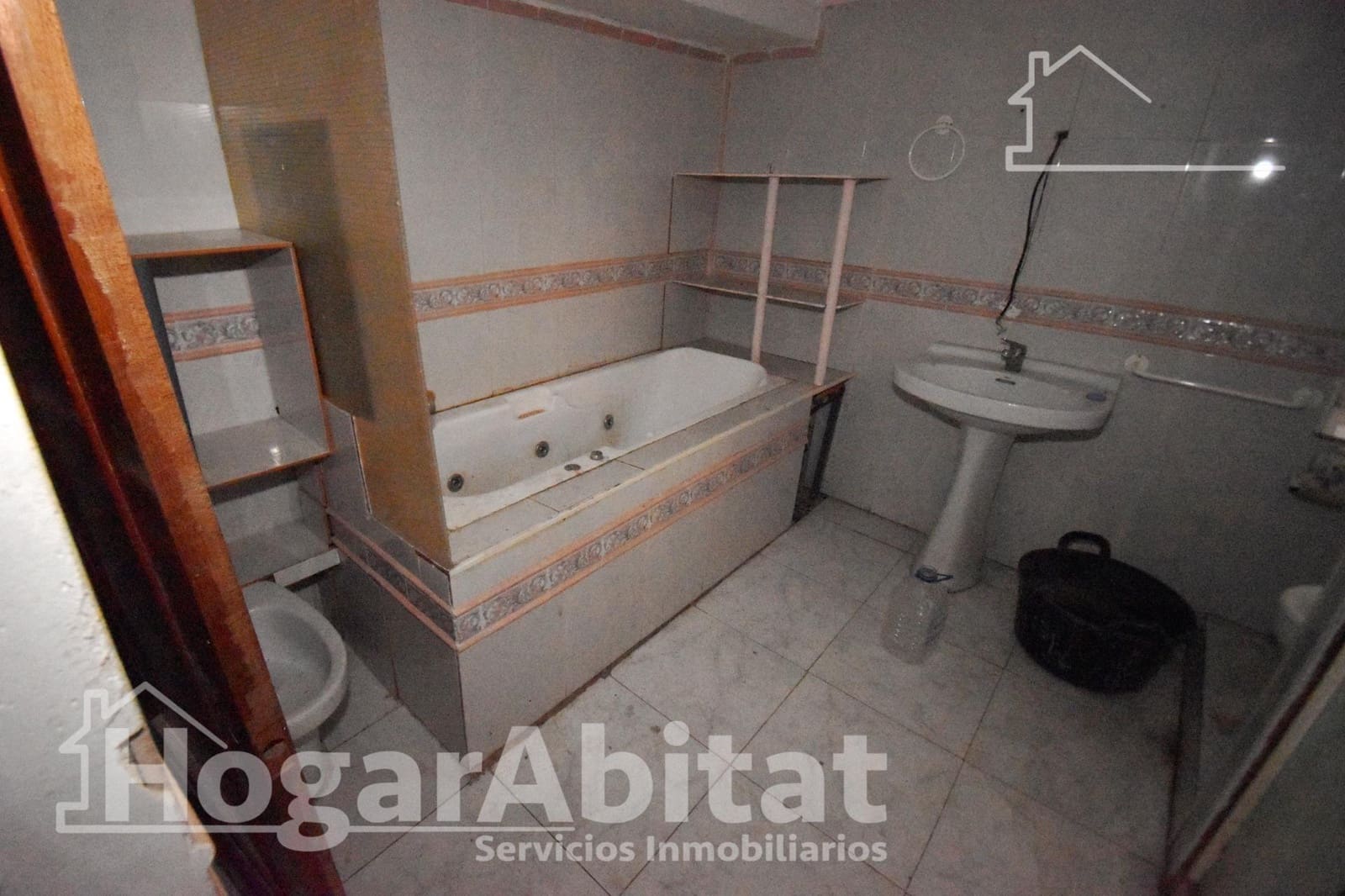 5 soveværelse Byhus til salg i Onda - € 75.000 (Ref: 9527769)