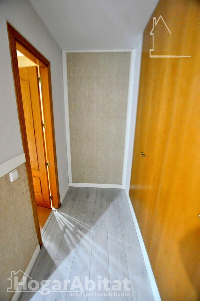 4 bedroom Flat for sale in Valencia city - € 380,000 (Ref: 9530627)