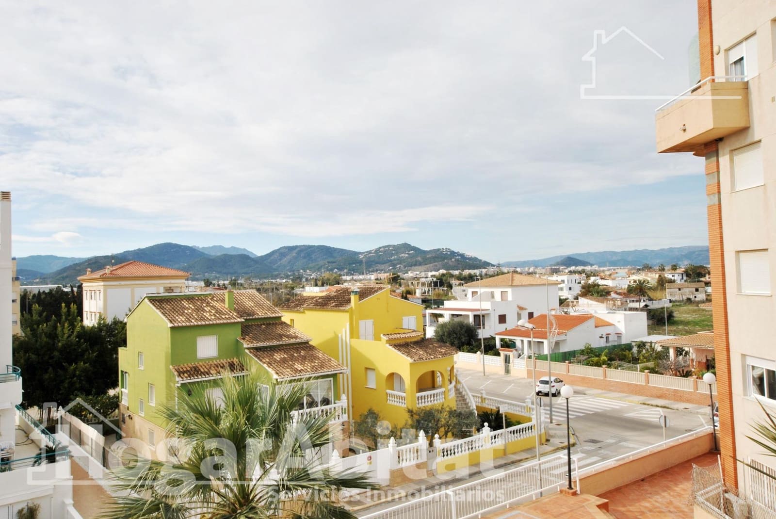 6 Zimmer Reihenhaus zu verkaufen in Oliva mit Pool - 390.000 € (Ref: 9530630)