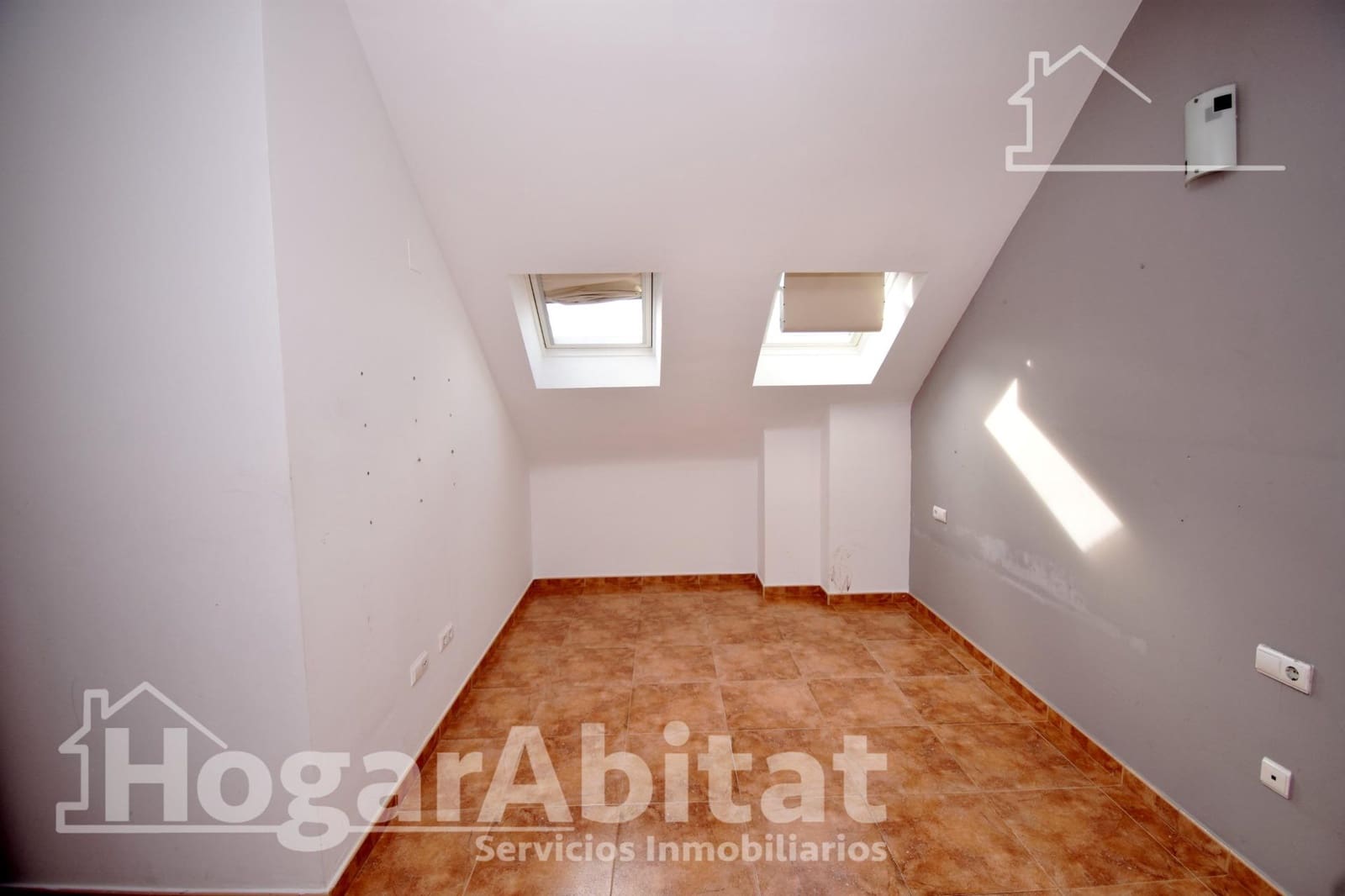 2 bedroom Flat for sale in Alzira - € 167,000 (Ref: 9530637)