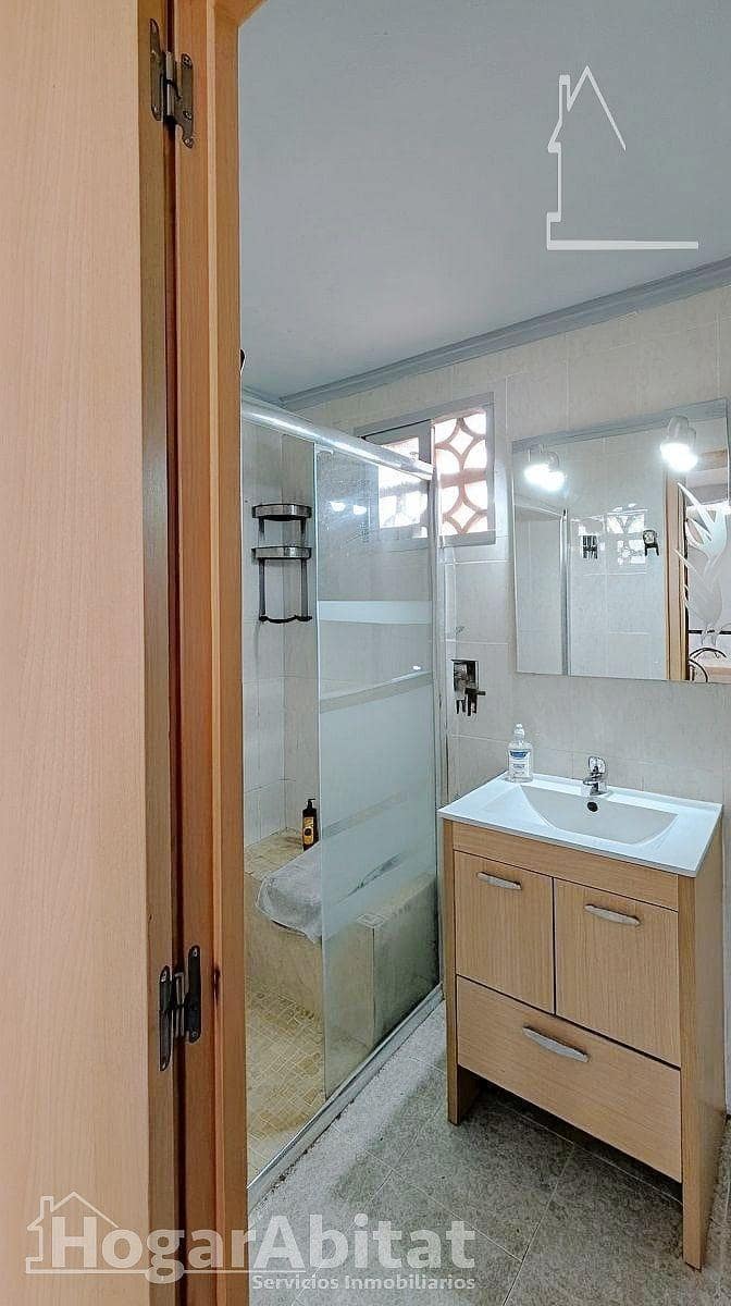 4 bedroom Townhouse for sale in Torrent with garage - € 155,000 (Ref: 9530642)