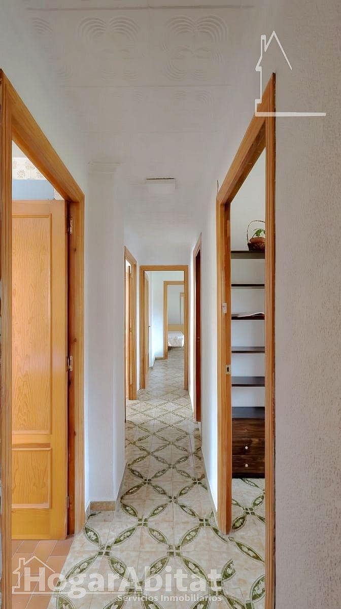 4 bedroom Townhouse for sale in Torrent with garage - € 155,000 (Ref: 9530642)