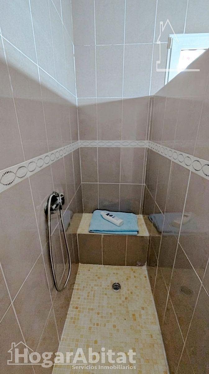 4 bedroom Townhouse for sale in Torrent with garage - € 155,000 (Ref: 9530642)