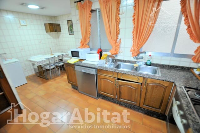 6 slaapkamer Flat te koop in Russafa, Valencia stad met garage - € 520.000 (Ref: 9535979)