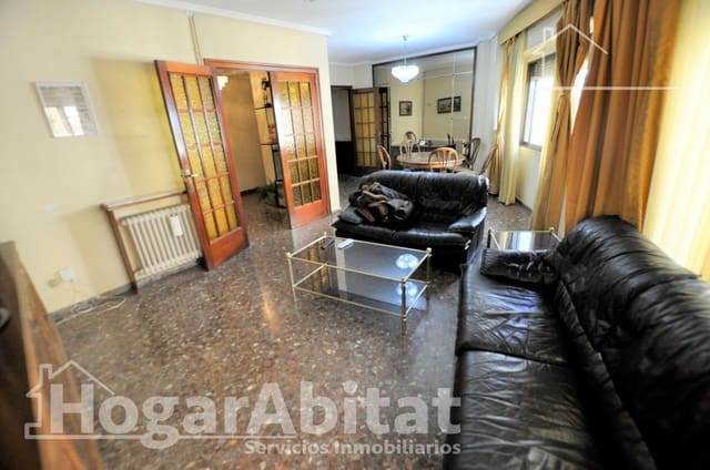 6 slaapkamer Flat te koop in Russafa, Valencia stad met garage - € 520.000 (Ref: 9535979)