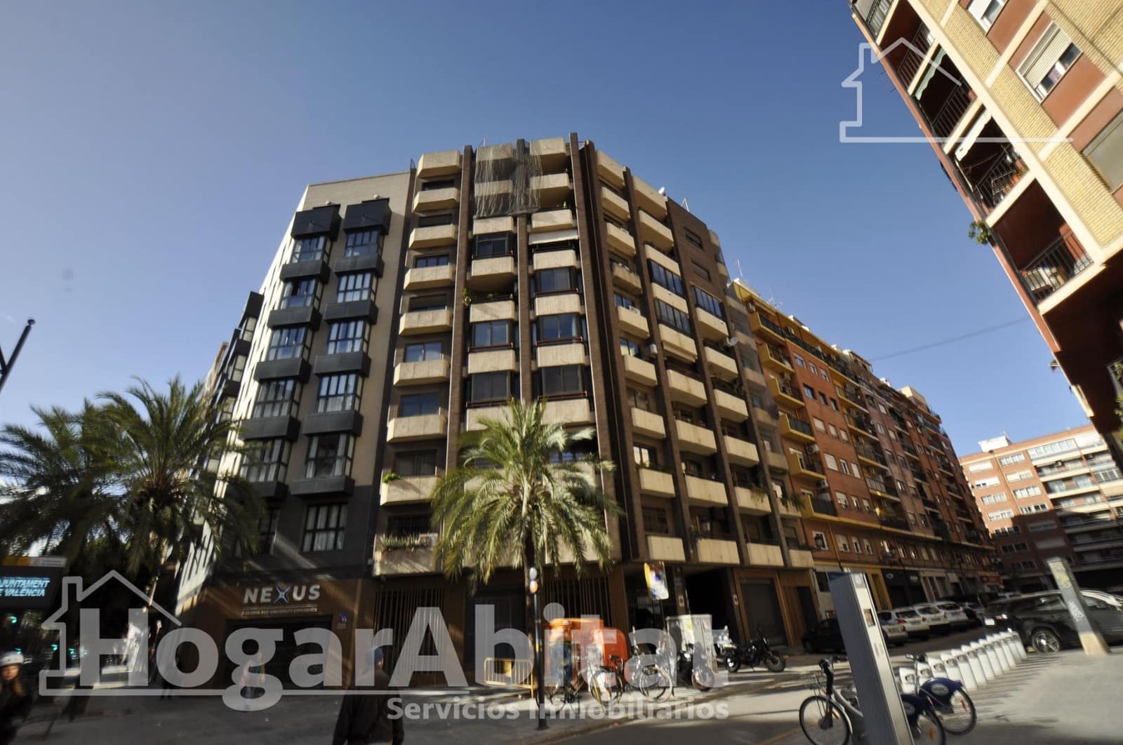 6 slaapkamer Flat te koop in Valencia stad met garage - € 520.000 (Ref: 9535979)