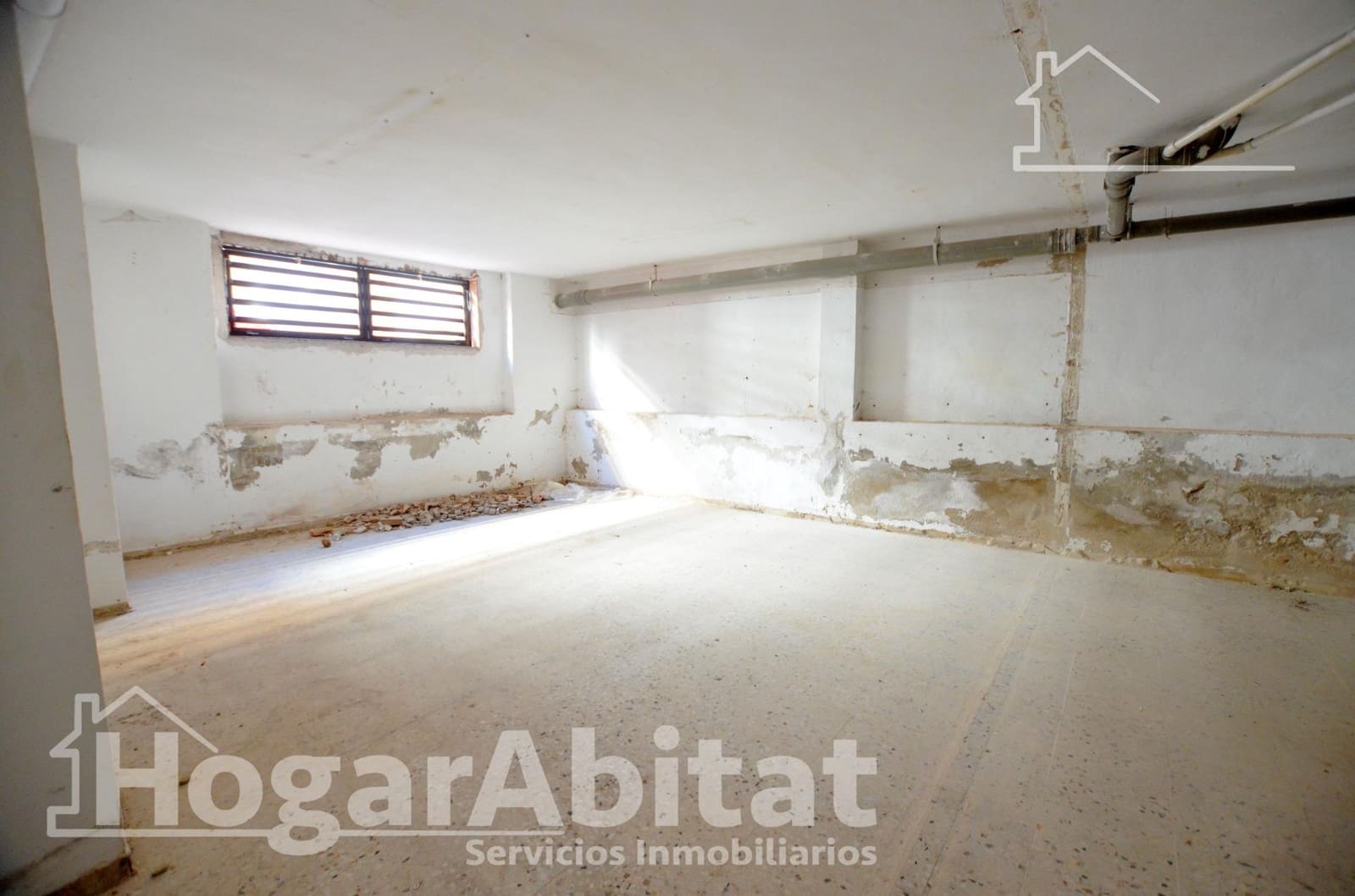 Comercial para venda em Alicante cidade - 79 990 € (Ref: 9535980)