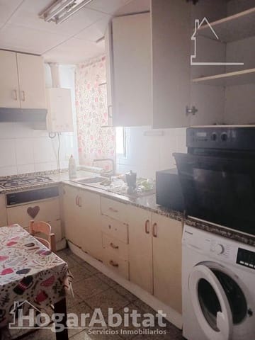 3 slaapkamer Flat te koop in Vila-real - € 98.000 (Ref: 9535982)