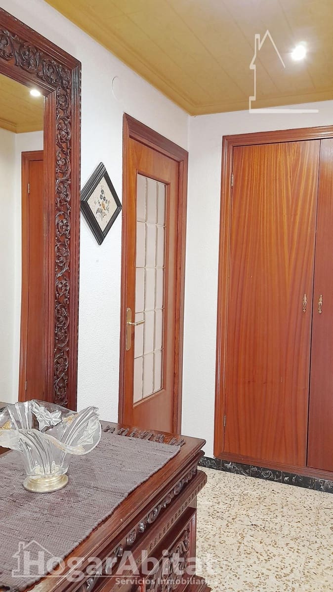 3 slaapkamer Flat te koop in Vila-real - € 98.000 (Ref: 9535982)