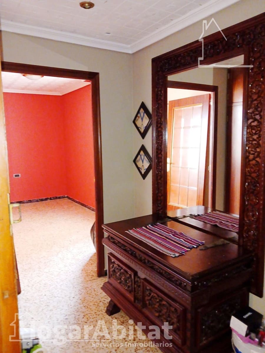 3 slaapkamer Flat te koop in Vila-real - € 98.000 (Ref: 9535982)