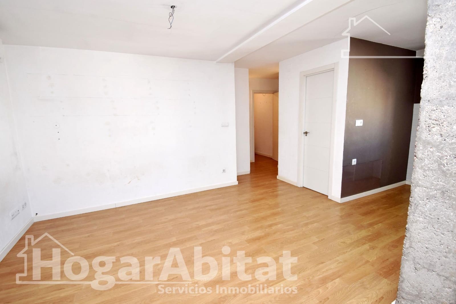 2 bedroom Flat for sale in Valencia city - € 250,000 (Ref: 9535986)