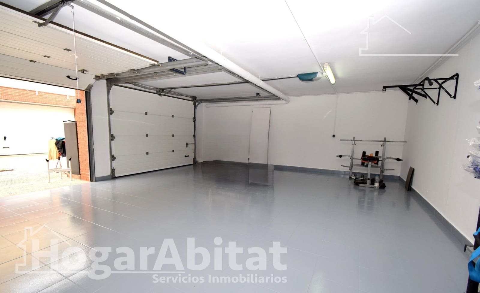 4 soverom Villa til salgs i Chiva med svømmebasseng garasje - € 630 000 (Ref: 9535996)