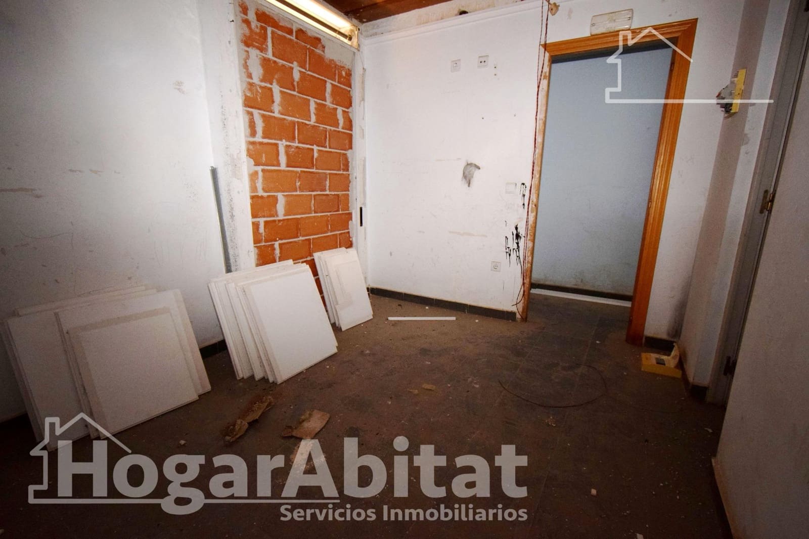 7 soveværelse Byhus til salg i Cheste - € 85.000 (Ref: 9536251)