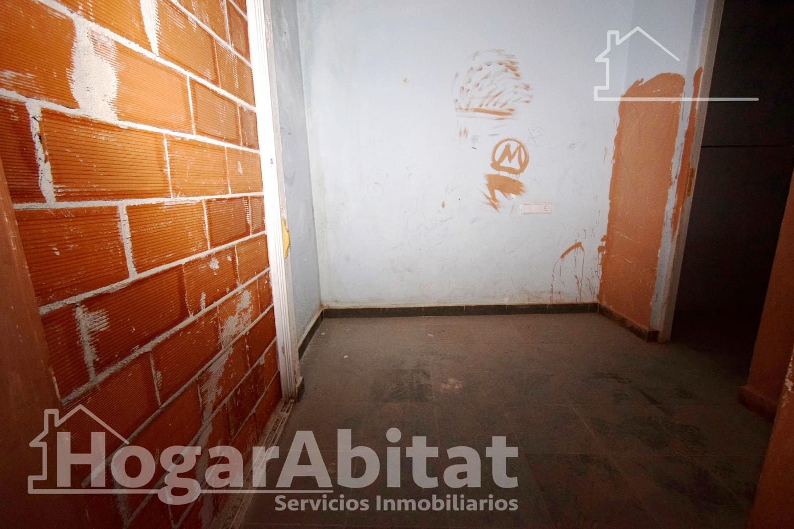 7 soveværelse Byhus til salg i Cheste - € 85.000 (Ref: 9536251)