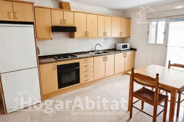 7 slaapkamer Huis te koop in Castelló de la Plana - € 259.000 (Ref: 9536254)