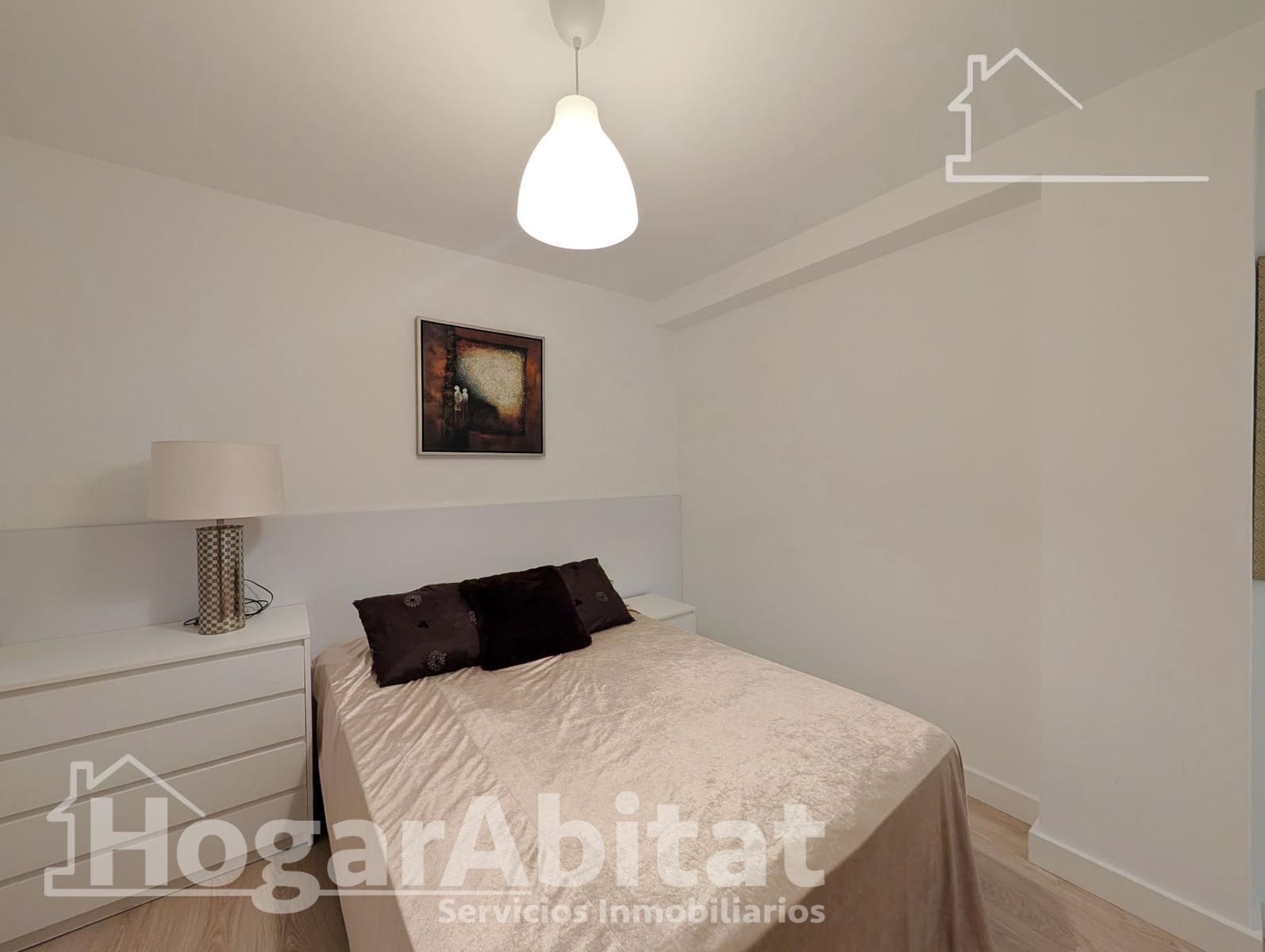 2 bedroom Flat for sale in Alicante / Alacant city - € 260,000 (Ref: 9536803)