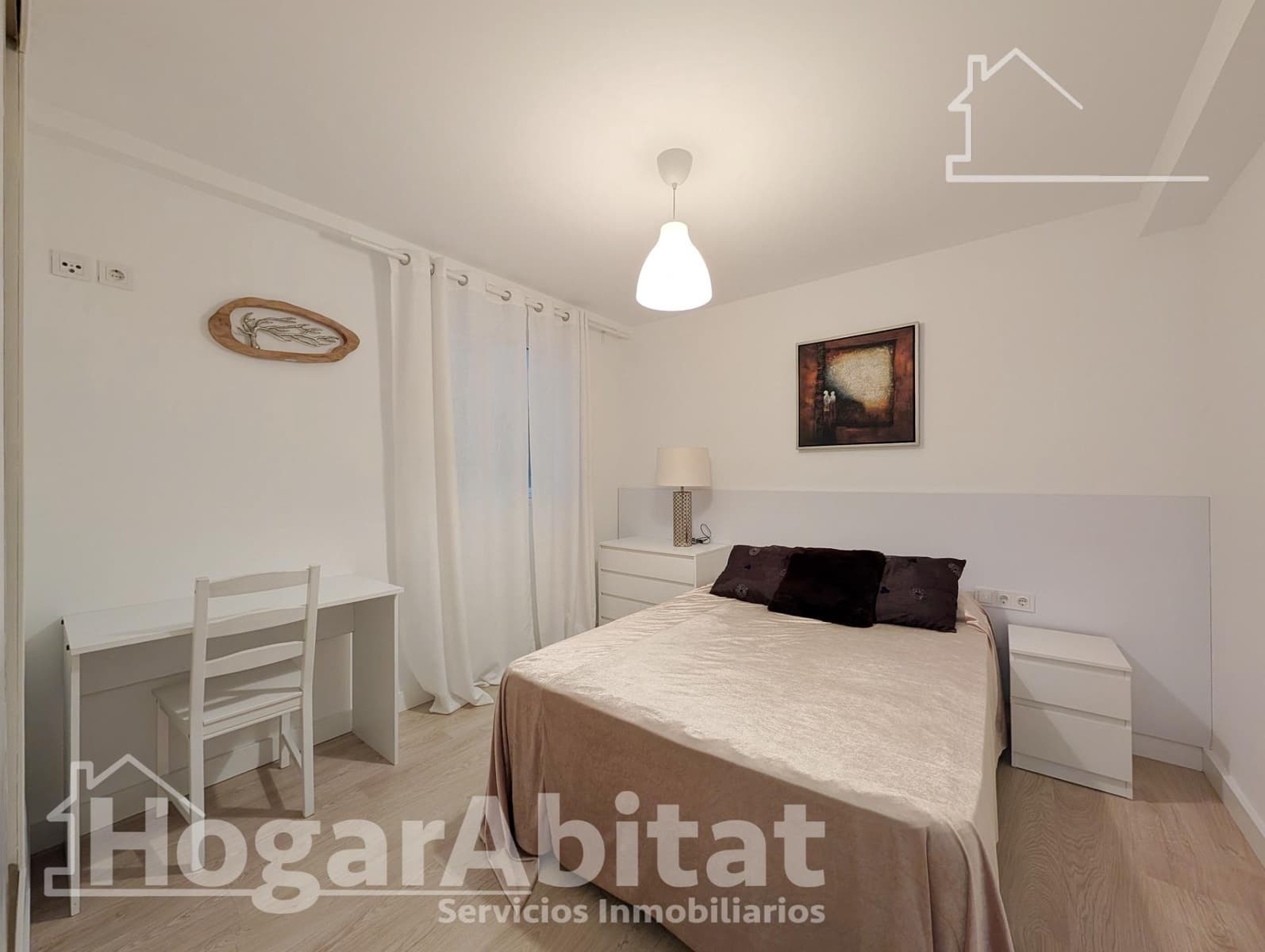 2 bedroom Flat for sale in Alicante / Alacant city - € 260,000 (Ref: 9536803)