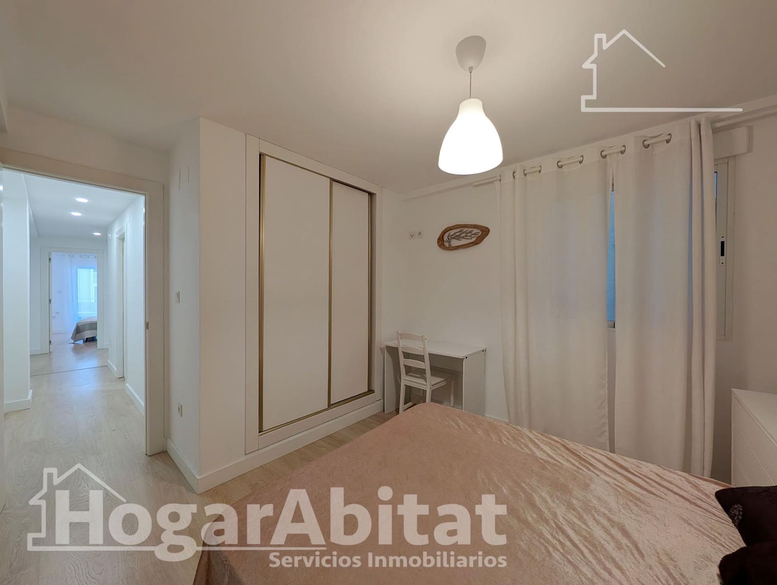 2 bedroom Flat for sale in Alicante / Alacant city - € 260,000 (Ref: 9536803)