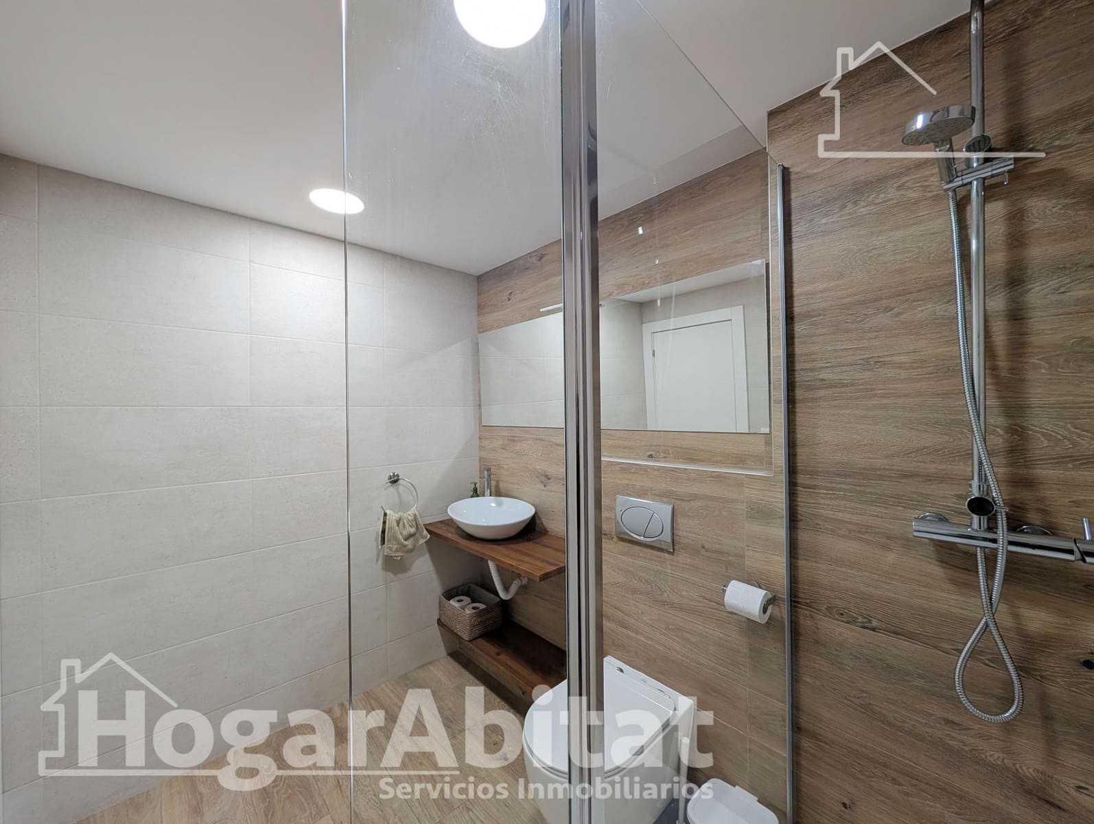 2 bedroom Flat for sale in Alicante / Alacant city - € 260,000 (Ref: 9536803)