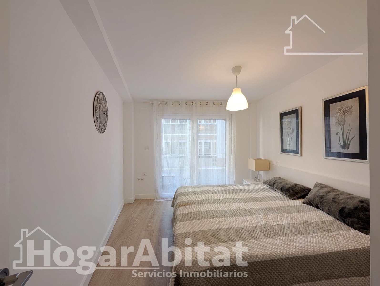 2 bedroom Flat for sale in Alicante / Alacant city - € 260,000 (Ref: 9536803)