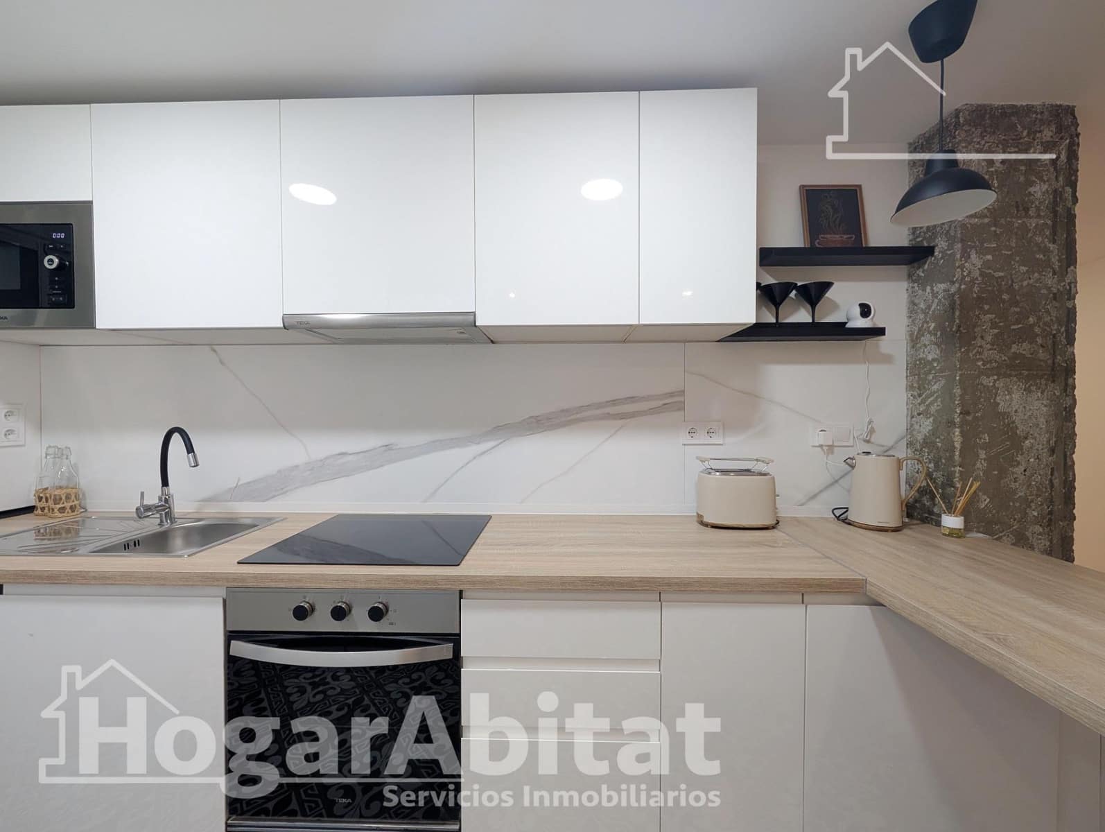 2 makuuhuone Asunto myytävänä paikassa Alicante kaupunki - 259 900 € (Ref: 9541175)