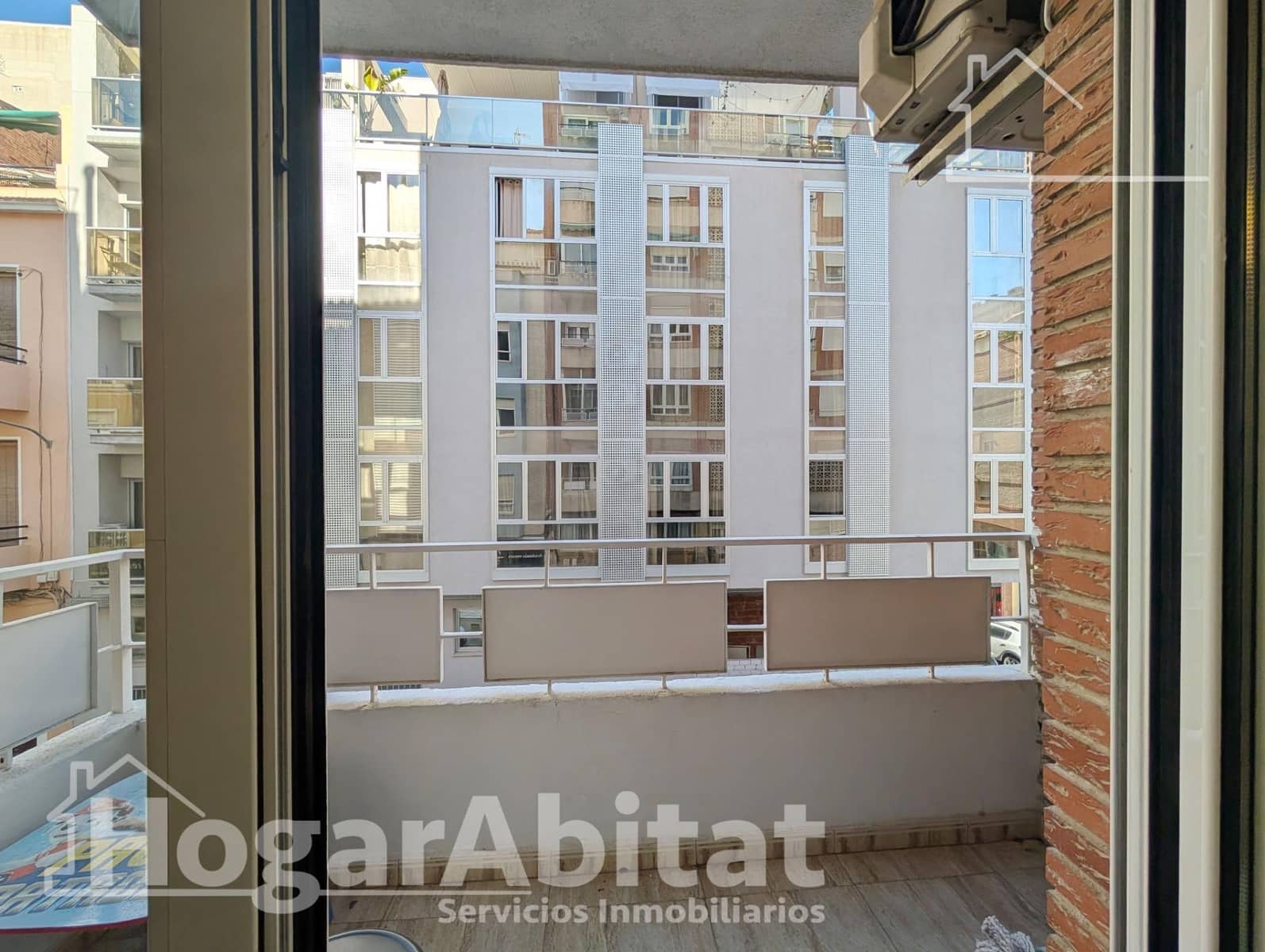 2 makuuhuone Asunto myytävänä paikassa Alicante kaupunki - 259 900 € (Ref: 9541175)