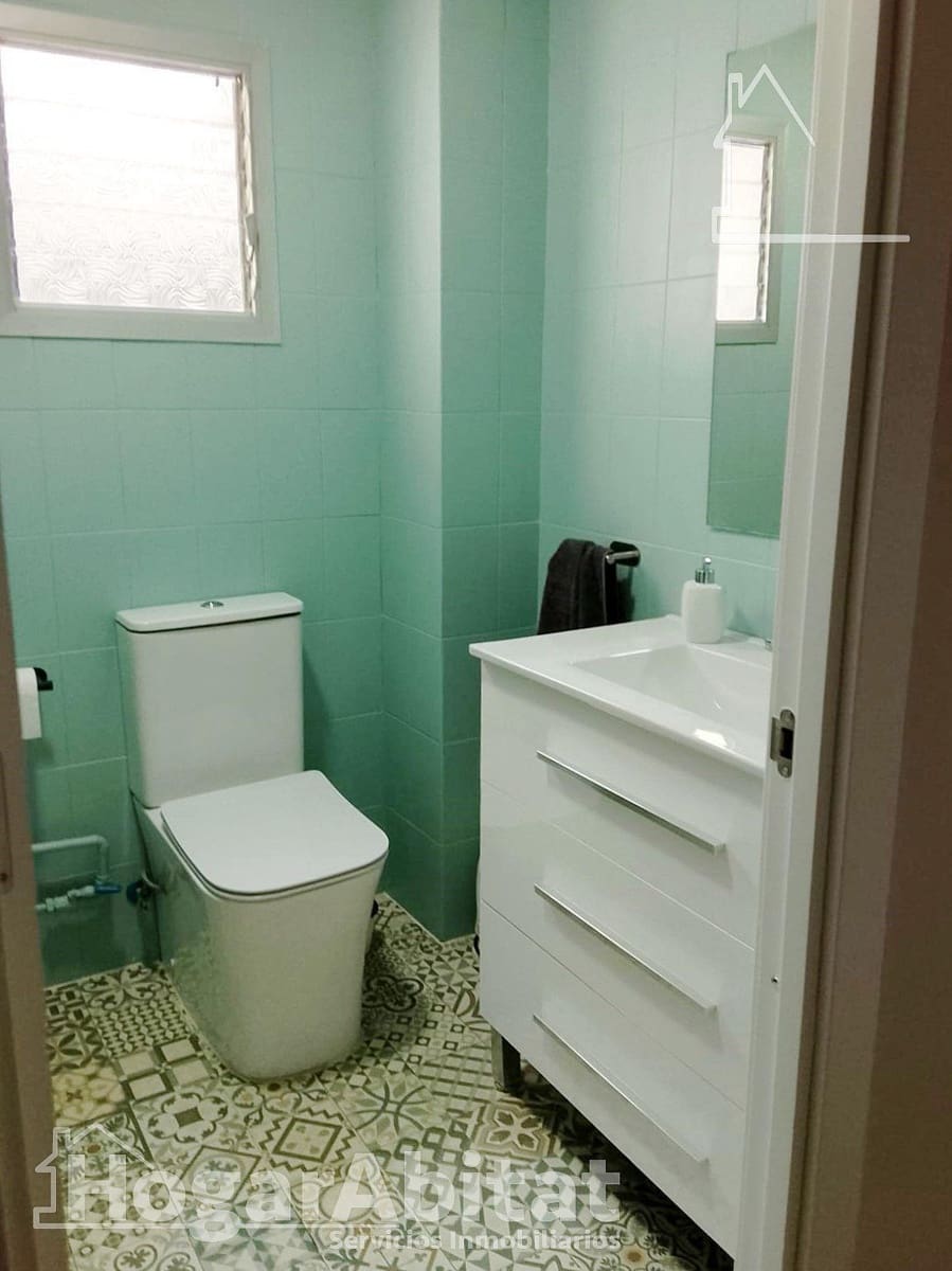 Piso de 2 habitaciones en Cheste en venta - 122.000 € (Ref: 9541181)