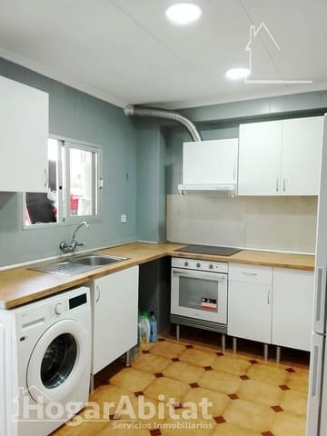 Piso de 2 habitaciones en Cheste en venta - 122.000 € (Ref: 9541181)