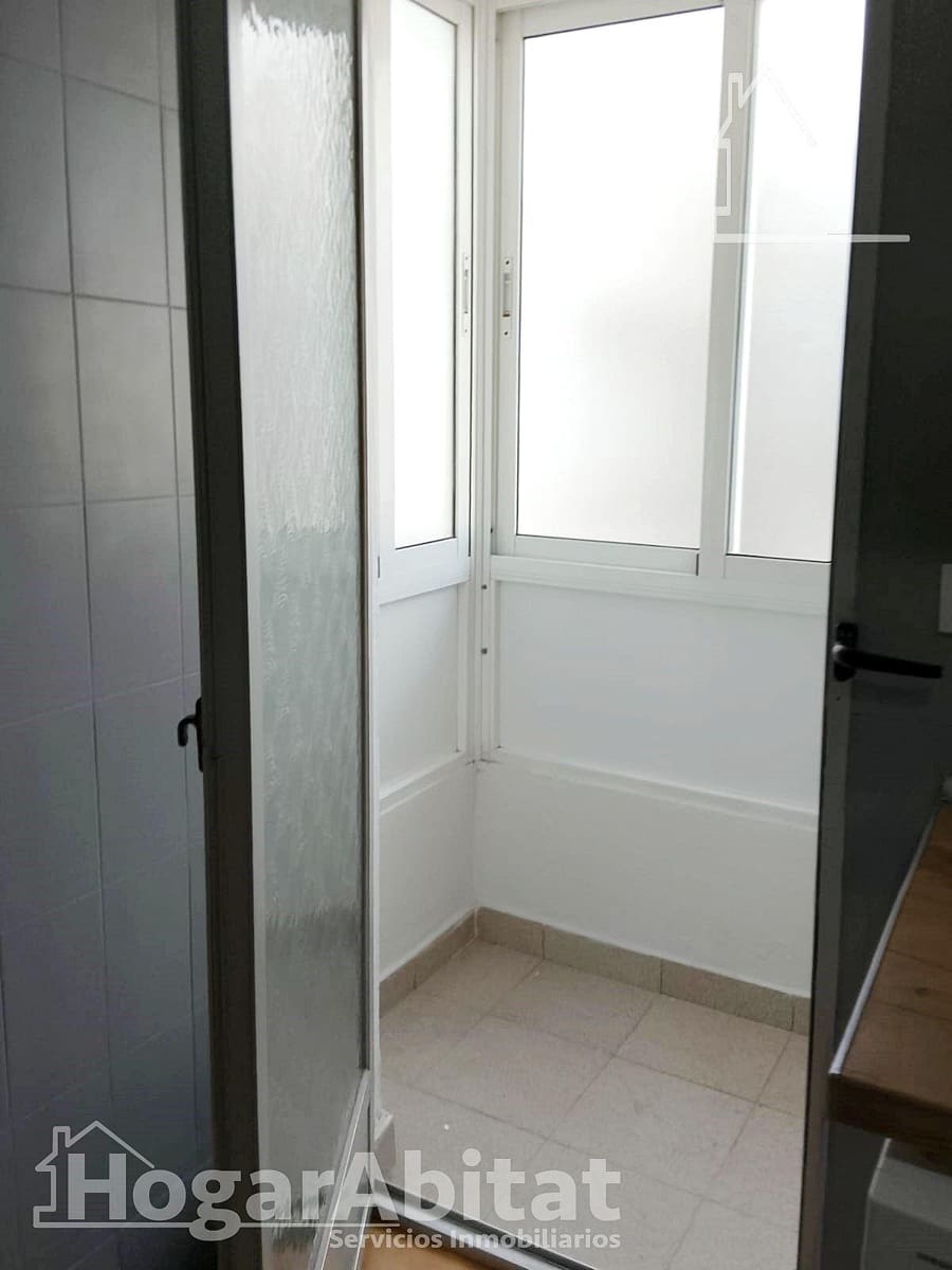 Piso de 2 habitaciones en Cheste en venta - 122.000 € (Ref: 9541181)