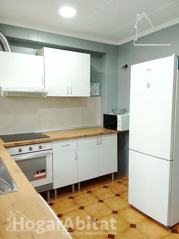 Piso de 2 habitaciones en Cheste en venta - 122.000 € (Ref: 9541181)