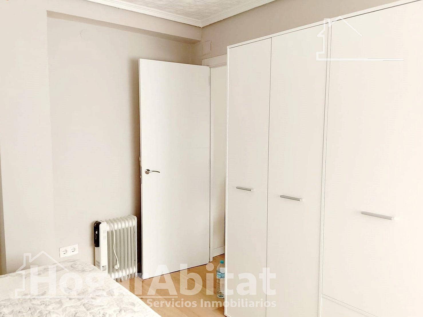 Piso de 2 habitaciones en Cheste en venta - 122.000 € (Ref: 9541181)