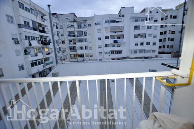 3 bedroom Flat for sale in Benimaclet, Valencia city - € 270,000 (Ref: 9541185)