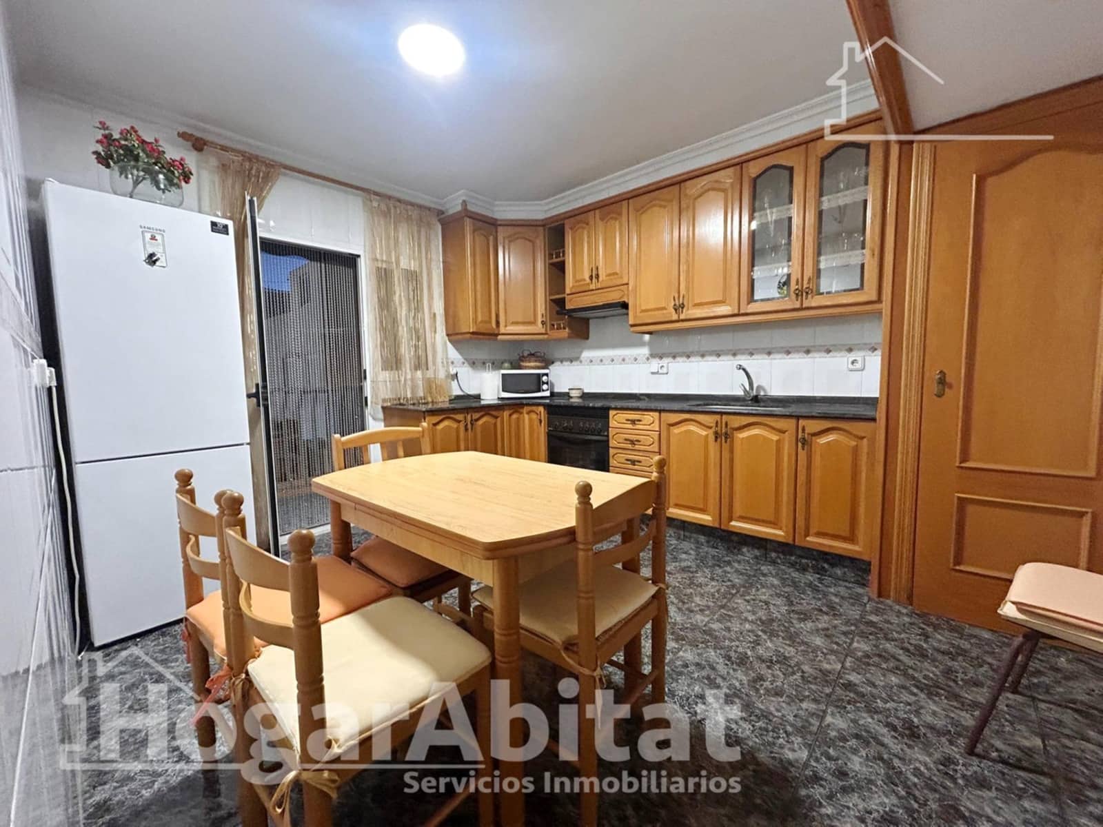 4 bedroom Flat for sale in Sagunto / Sagunt - € 205,000 (Ref: 9541189)
