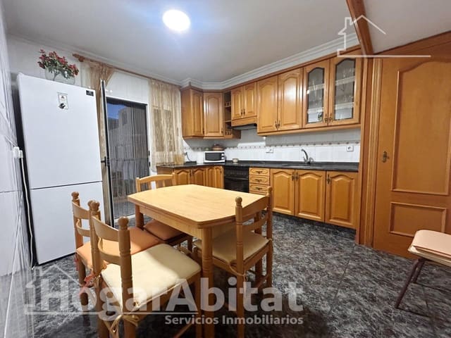 4 sovrum Lägenhet till salu i Sagunto / Sagunt - 205 000 € (Ref: 9541189)