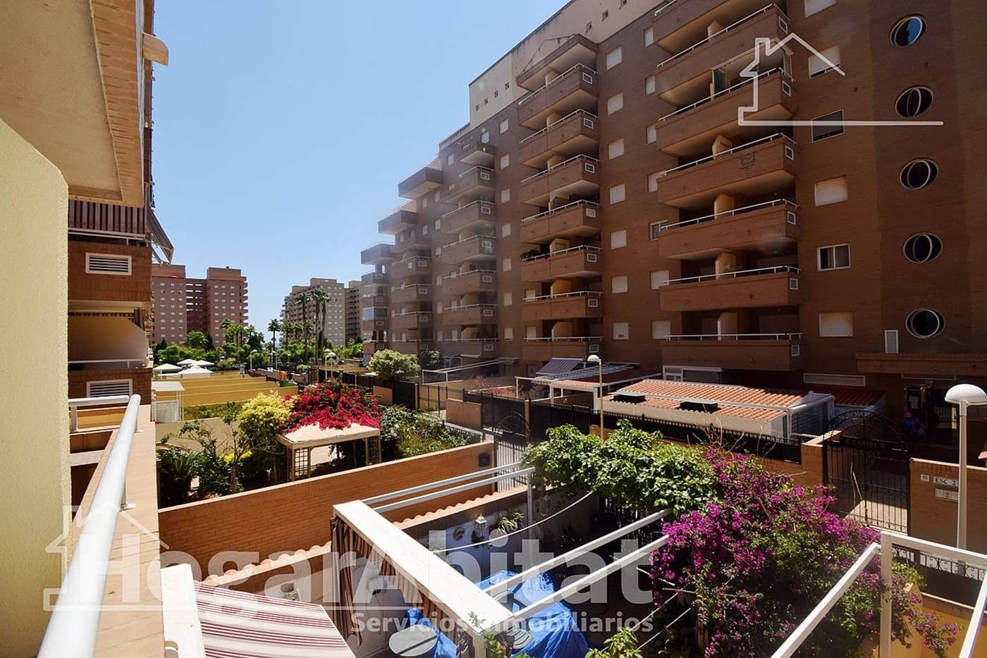 2 slaapkamer Flat te koop in Oropesa  met zwembad garage - € 159.000 (Ref: 9541191)