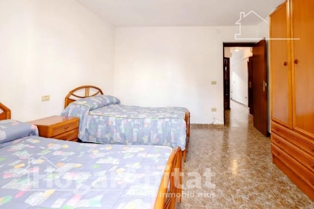 7 slaapkamer Huis te koop in Castelló de la Plana - € 259.000 (Ref: 9541733)