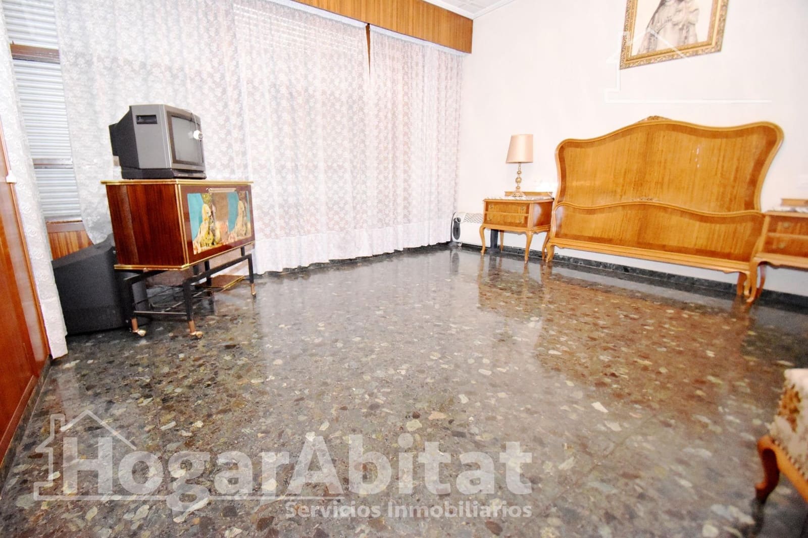 5 bedroom Flat for sale in Vila-real - € 200,000 (Ref: 9543718)