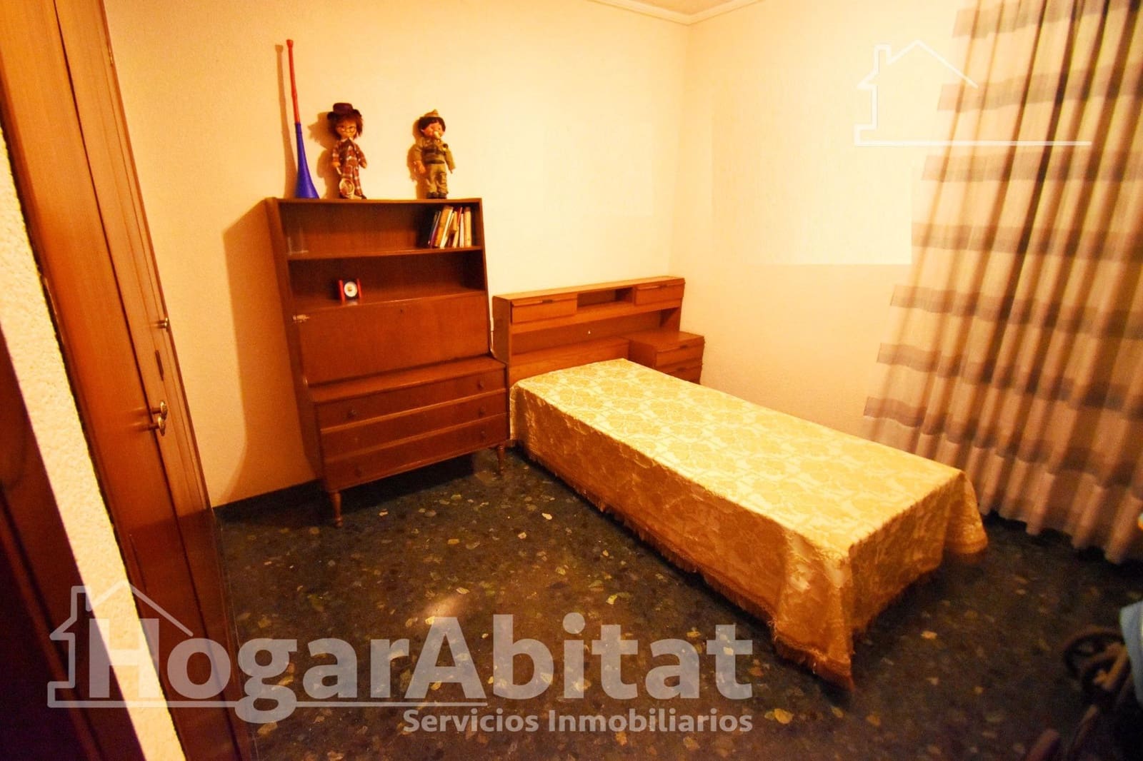 5 bedroom Flat for sale in Vila-real - € 200,000 (Ref: 9543718)