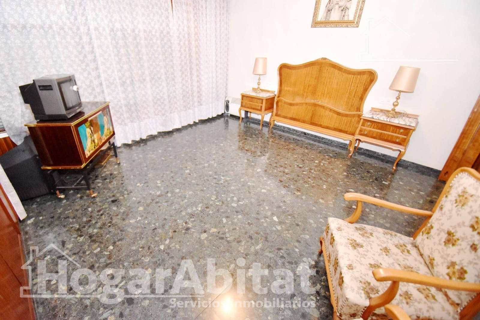 5 bedroom Flat for sale in Vila-real - € 200,000 (Ref: 9543718)